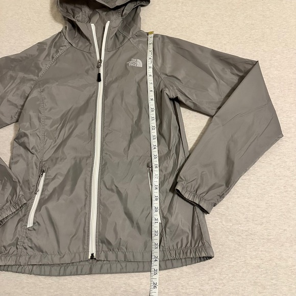 The North Face Womens Grey Hooded Lightweight Windbreaker Jacket Size S P - Picture 2 of 6